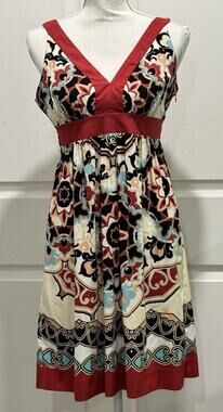 Trulli Sleeveless V Neck Dress Size 6P Red Cream Floral Black Print Tie Waist
